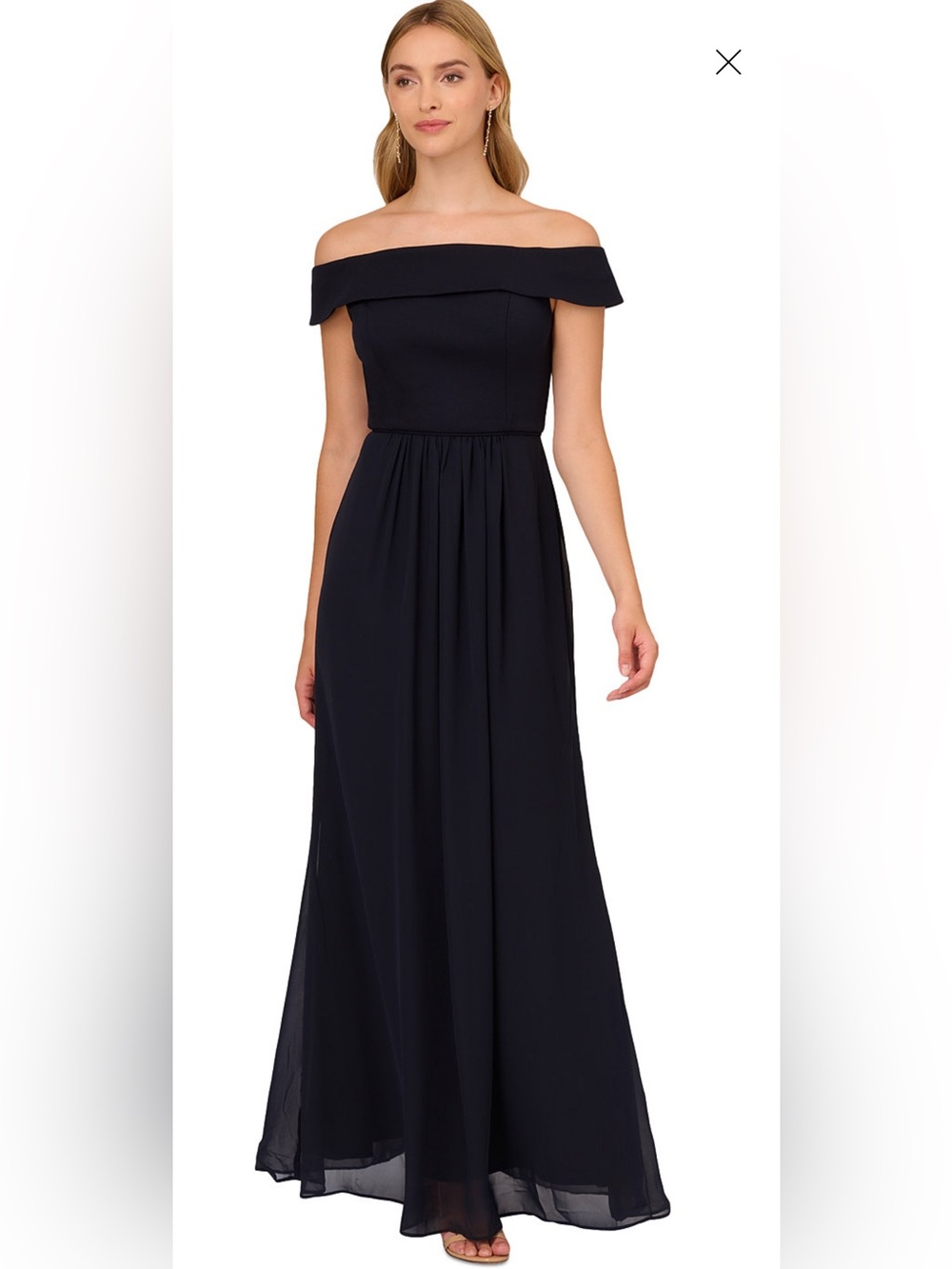 Adrianna Papell Navy Dress. 16 feels 14 ✨